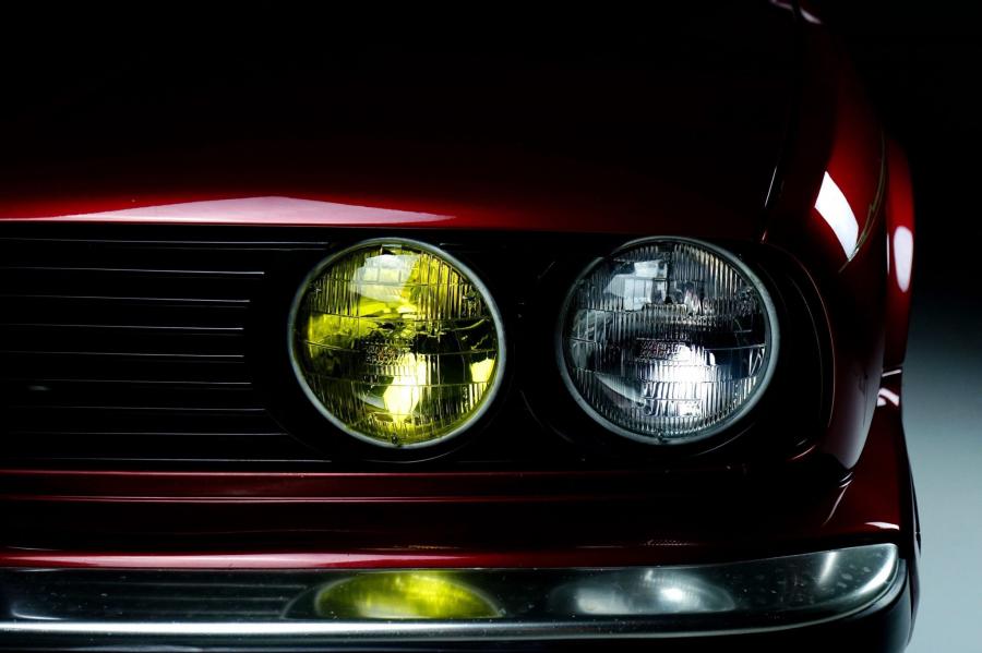 Детали экстерьера BMW 325i Convertible (Calypso Red) 1990 года  (фото 86 из 190)